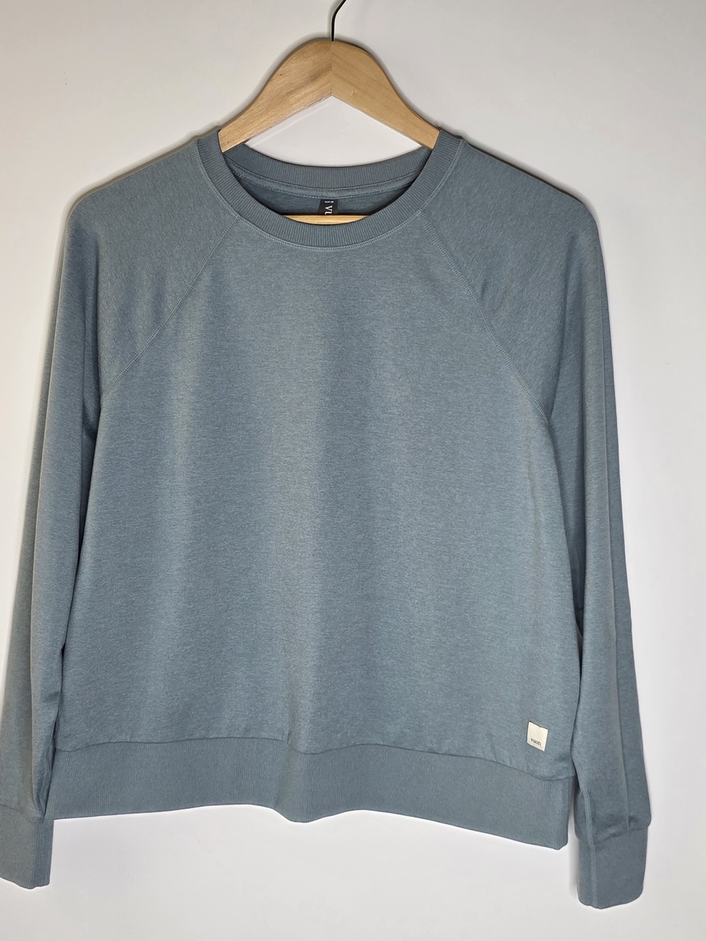 Vuori Halo Long Sleeve Crewneck pull over shirt Oil Blue Melange Size Small